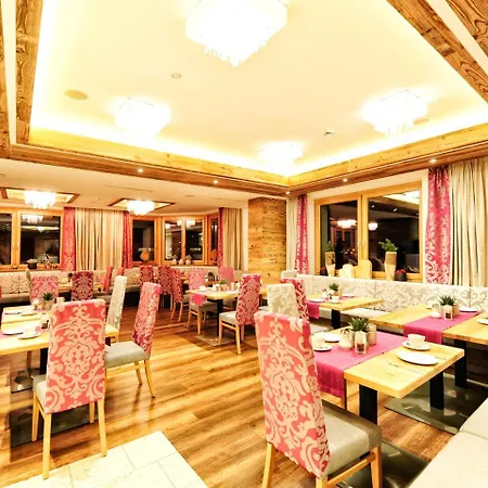 Hotel Ferienglueck 2*