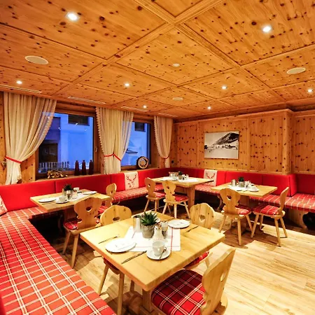 Hotell Ferienglueck 2*